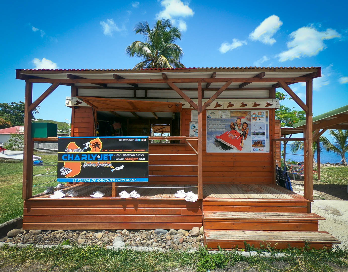 Charly-Jet-Charly-Jet-flyboard-jetski-guadeloupe-activite-mer-sport-extreme-insolite-guide-voyage-blog